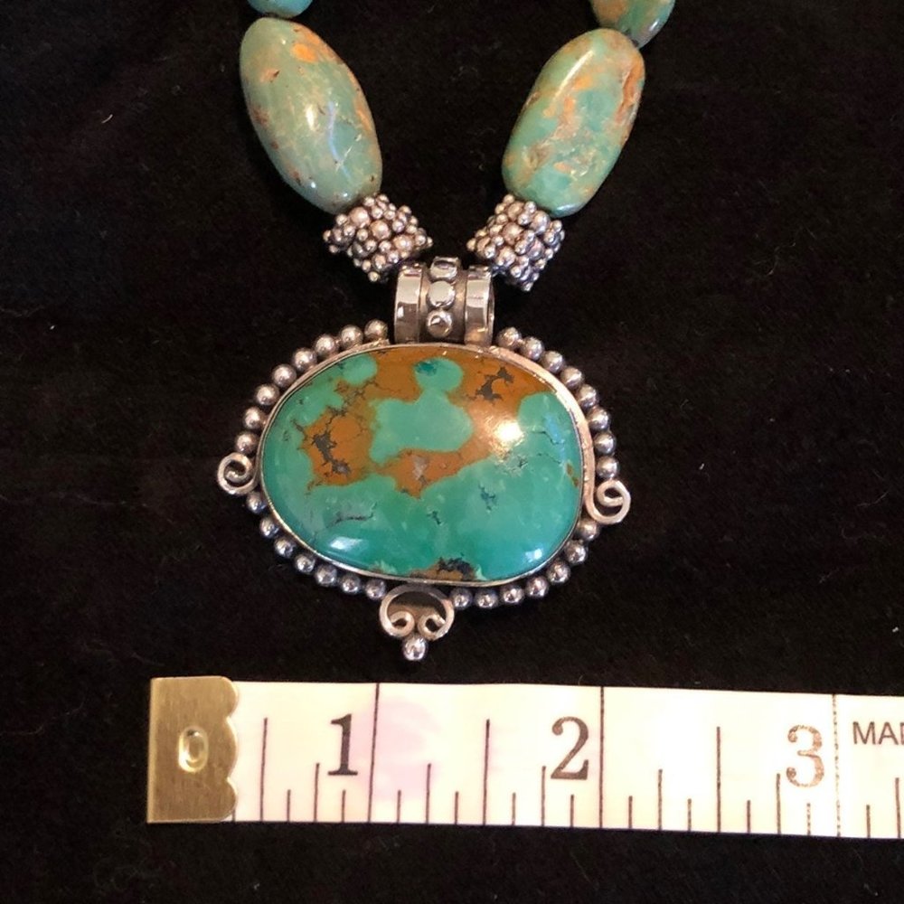 Artisan Crafted Turquoise and Silver Necklace - Picture 6 of 7